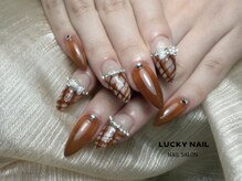 ラッキーネイル(LUCKY NAIL)/