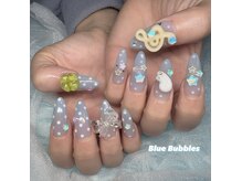 大人気のキャラクターネイルもお任せください♪