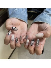 牛柄ネイル