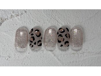 リロウ(relow)/新人アート