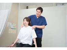 かがりの整骨院 東近江八日市院/”猫背・巻き肩”改善整体