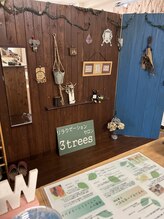 スリーツリーズ(3trees)/飾り壁
