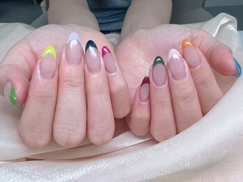 ラッキー(Lucky)/ドーパミンフレンチネイル
