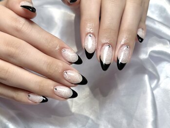 プリュム(plume)/レースフレンチネイル