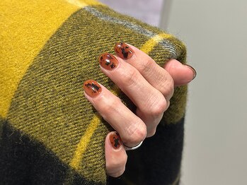 アン バイ アオ 渋谷道玄坂(UN by ao.)/ブレンドワンカラー