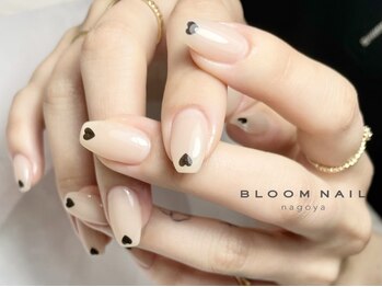 ブルームネイル ナゴヤ 伏見店(BLOOM NAIL nagoya)の写真/褒められネイルはお任せください☆上品・シンプルなデザインを中心に、飽きのこないネイルをご提案します◎