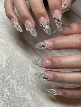 キラキラグラデーションネイル