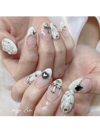 ミラーアートとフレンチネイル