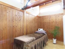 ラングル 福津(L’ongle)/施術ベッドです