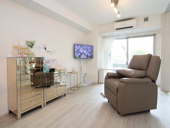 ハチノジネイル/サロンの雰囲気