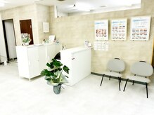 巻き爪補正店 豊田店の雰囲気（【受付スペース】）