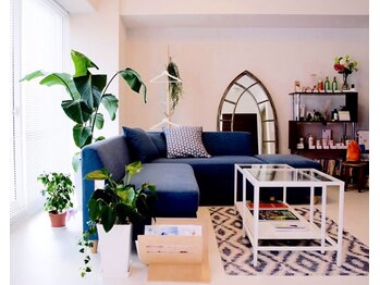 フェイシャルアンドボディ ジュネス 逗子/落ち着いた雰囲気のサロン