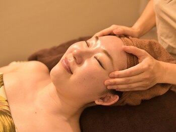 ハワイアンフォレストSpa 草加店/フェイシャルマッサージ眼精疲労