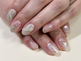 ぷっくりニュアンスネイル