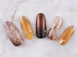 ブラウンニュアンスネイル