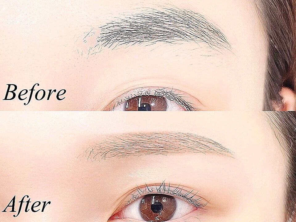 眉毛アイブロウデザインWAX＋間引き（毛量調整）＋メイク仕上げ \4700