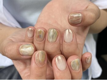 カーティシーネイルズ(curtisii NAILS)/