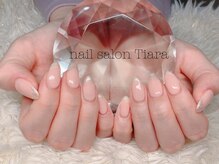 ティアラ(Tiara)/ベースカラーオン　フレンチ