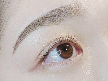 トータルビューティーサロン ディーグレース(TotalBeautySalon D.Grace)の写真/大人気★【眉毛パーマ¥3960】眉毛カット&ティント仕上げ付で綺麗なアイブロウKEEP♪男性のお客様大歓迎!!