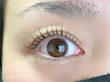 シエロアンドヒラリー/