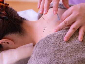 エルアンドエス(L&S)の写真/つらい首肩こりに徹底アプローチ！鍼灸×整体で芯からほぐれて軽くなる！