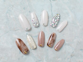 上段6600円/下段6380円