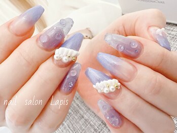 ラピス 自由が丘(Lapis)の写真/スラッと上品な指先に変身!大人可愛いマグネットフレンチや水滴ネイルで毎日をHAPPYに♪深爪補強にも◎