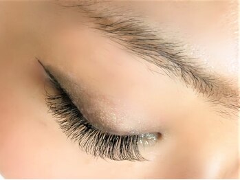 ナイン(NINE)/ボリュームラッシュ