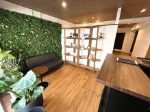 ベイビースキンファクトリー 東口店(BABY SKIN FACTORY)
