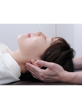 首・肩のつらさを改善したい