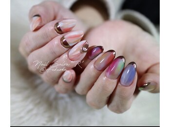 ネイルサロン R/スタイリングコース　8030円