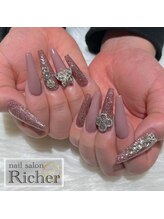 エスフィーネイルサロン リシェル(Esfy nailsalon Richer)/キラキラパーツネイル