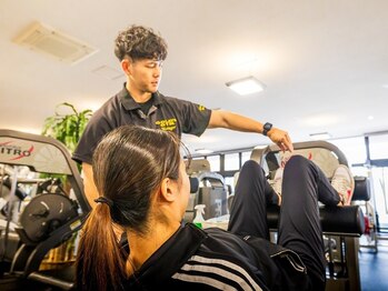 ゴールドジム 熊本East店(GOLD'S GYM)の写真/《運動初心者大歓迎！》お悩みごとにオーダーメイドメニューをご提供!!無料トレーニングサポートあり◎