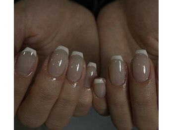 ヴィーナスネイル(Venus Nail)/カラーフレンチ