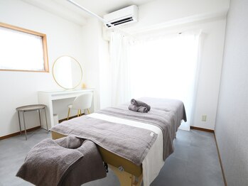 ビオエル(Bee'oele)/店内