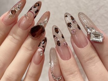 ユイ(Yui)の写真/パーツやカラーの種類が豊富なので、デザインの幅も広がるのが魅力◎自分だけのオリジナルデザインに！