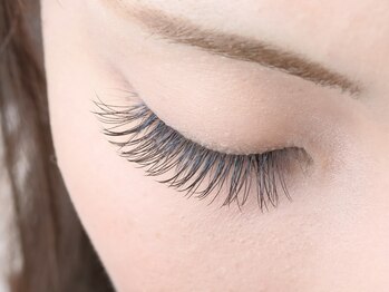 ルッソ(LUSSO)の写真/《初めの方にも◎》熟練スタッフが丁寧に施術◎まつエク・まつパであなたの理想の目元へ導きます♪