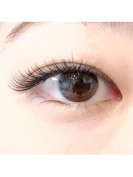 ルクシア(Luxia)/ボリュームラッシュ☆