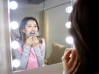 ティースクリーン(Teeth Clean)/マウスオープナー装着