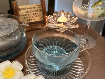 アロアロ 福岡警固店(alo alo)/Welcome Teaとお茶菓子＊