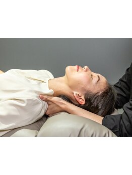 首・肩のつらさを改善したい