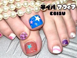 カラフルフットネイル