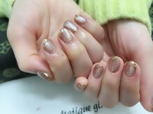 ネイルサロン マジックガール(Nail Salon MagiqueGirl)/【マグネットミラーニュアンス】