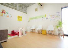 クローバー鍼灸整骨院/待合風景