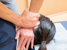 『首の微細な歪み』を整える施術で、本来の軽い体に♪