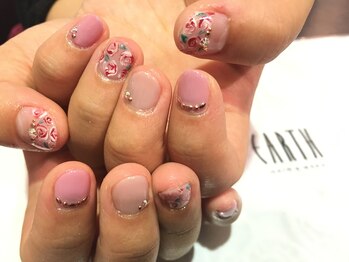 アース ネイルアイラッシュ 前橋店(EARTH Nail&Eyelash)/アートデザイン ￥８０００