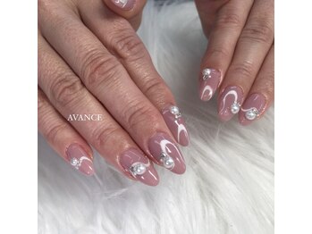 アヴァンセ(AVANCE)/ラインアートネイル