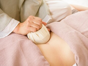 ママール(mamaru)/ハーブ温熱療法（ユーファイ）