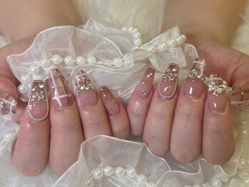 アビス(Abyss)/甘めブラウンチェックネイル