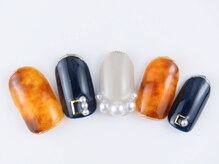 まつげアンドネイル ディアマンローズ(DIAMANT ROSE)/べっ甲×パールネイル90分6930円